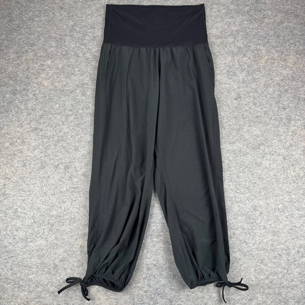 Lululemon Cropped Pants 26